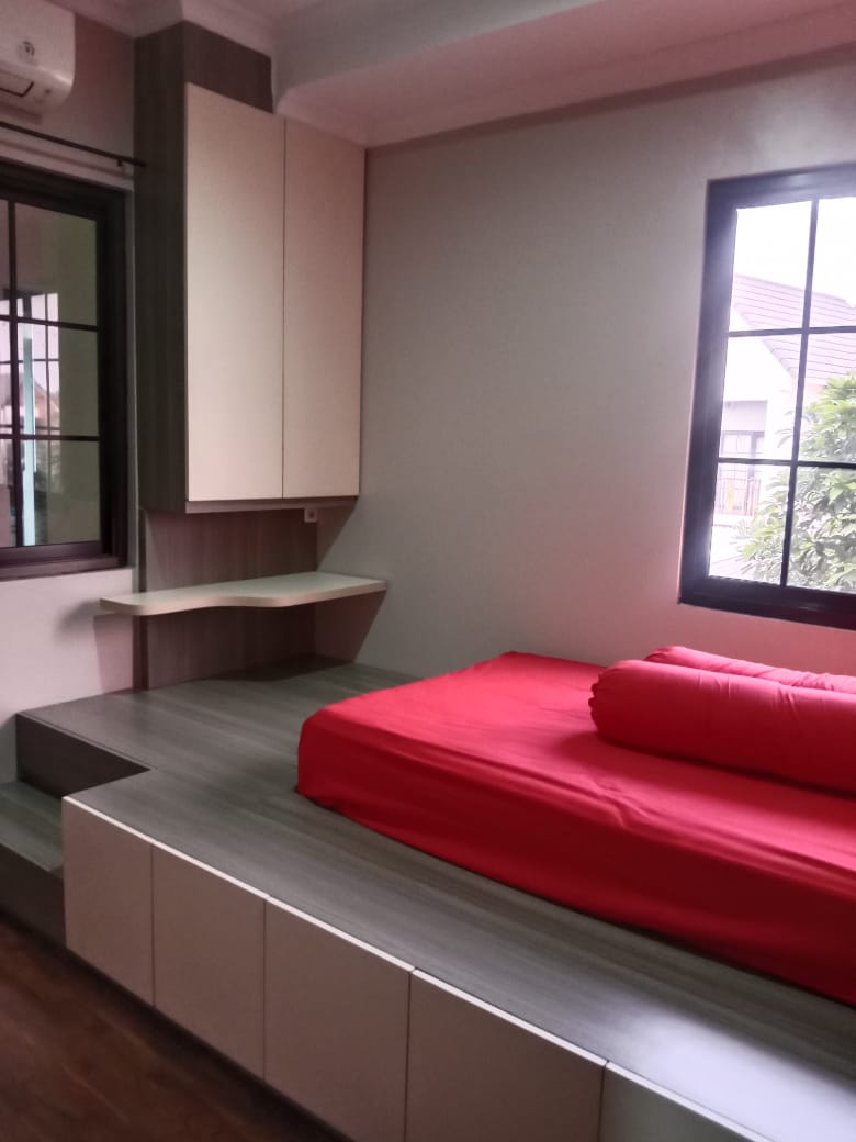 Rumah Dijual Furnished di Cluster Cosmo Estate Lippo Cikarang 